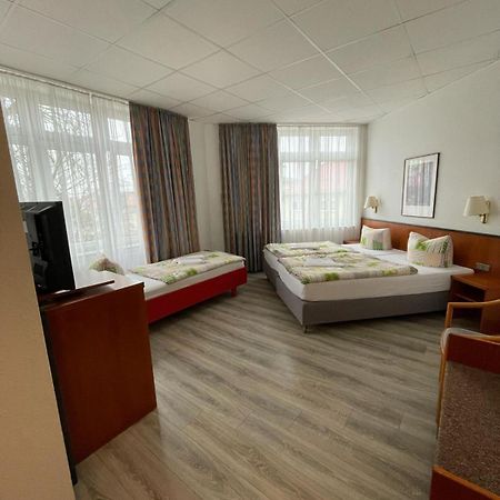 Hotel Birkenwerder Bagian luar foto